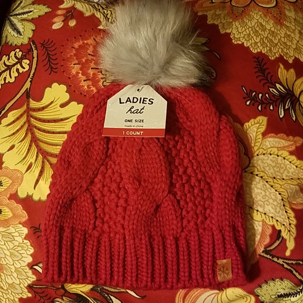 Pom pom Knit Ladies Hat